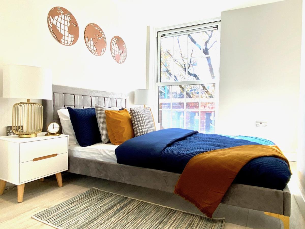Perfect Central Location- 5 Minutes From Tower Bridge ! 8 Minutes Walk From Tube ロンドン エクステリア 写真